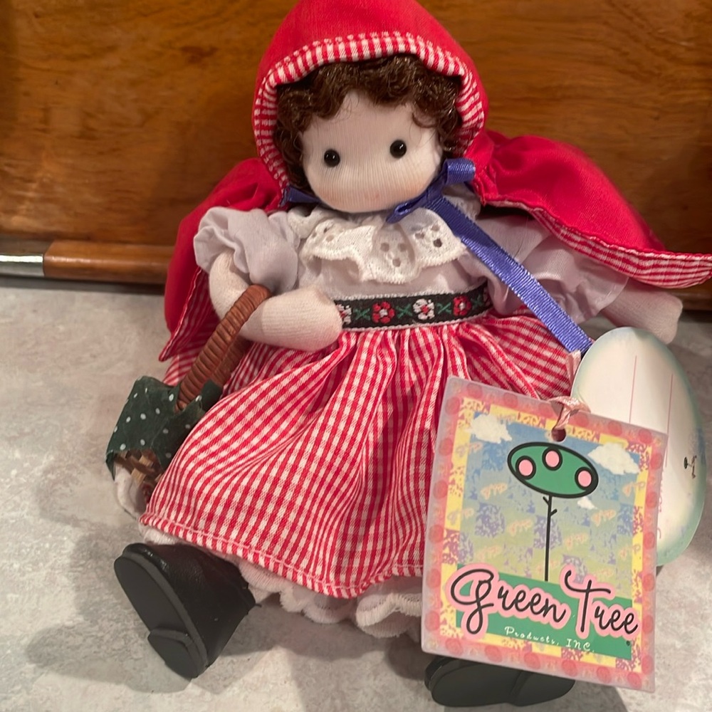Green Tree Red Riding Hood
